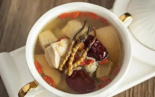 三七、西洋參加冬蟲(chóng)夏草：這樣搭配滋補(bǔ)更對(duì)癥，這些講究要記牢